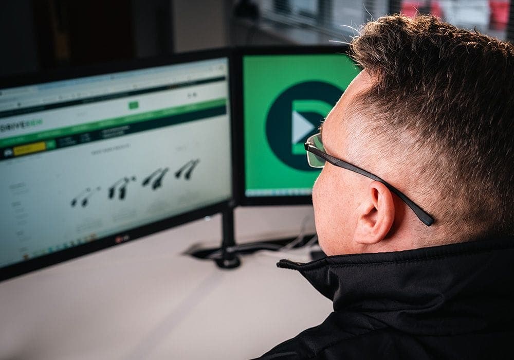 DriveDen Customer Services